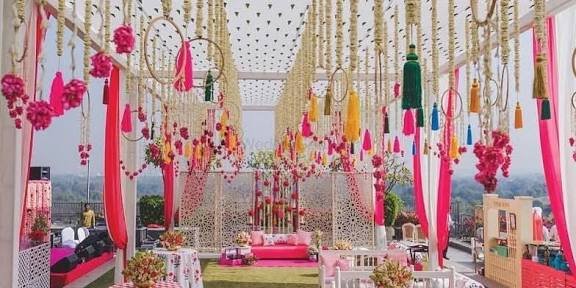 Traditional Mandap Floral Design