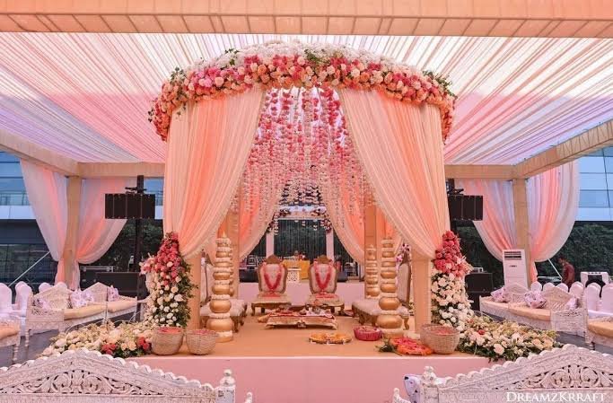 Elegant Stage Flowers & Lighting
